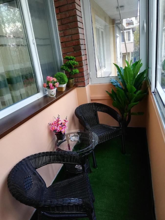 Apartment Ani Veliko Tărnovo Esterno foto