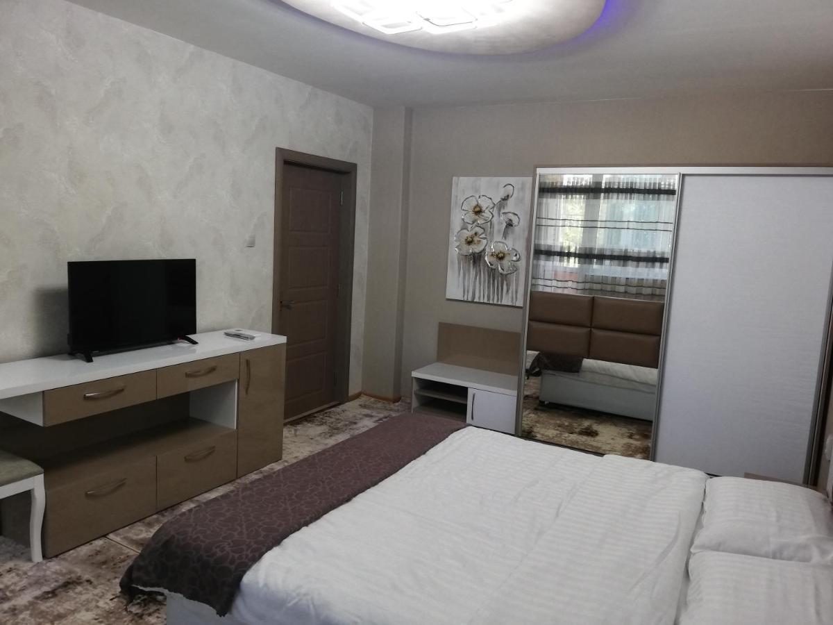 Apartment Ani Veliko Tărnovo Esterno foto