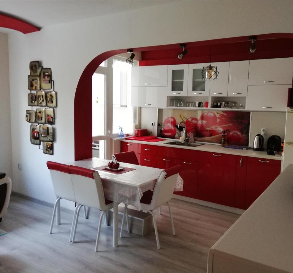 Apartment Ani Veliko Tărnovo Esterno foto